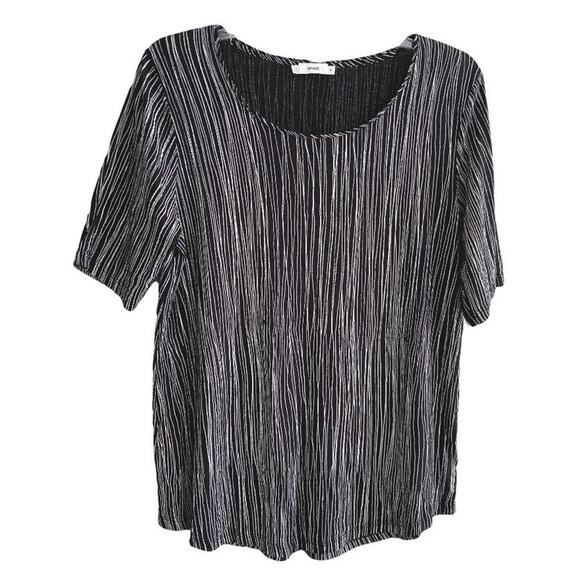 😍Vince Black White Short Sleeve Top M - Picture 1 of 3
